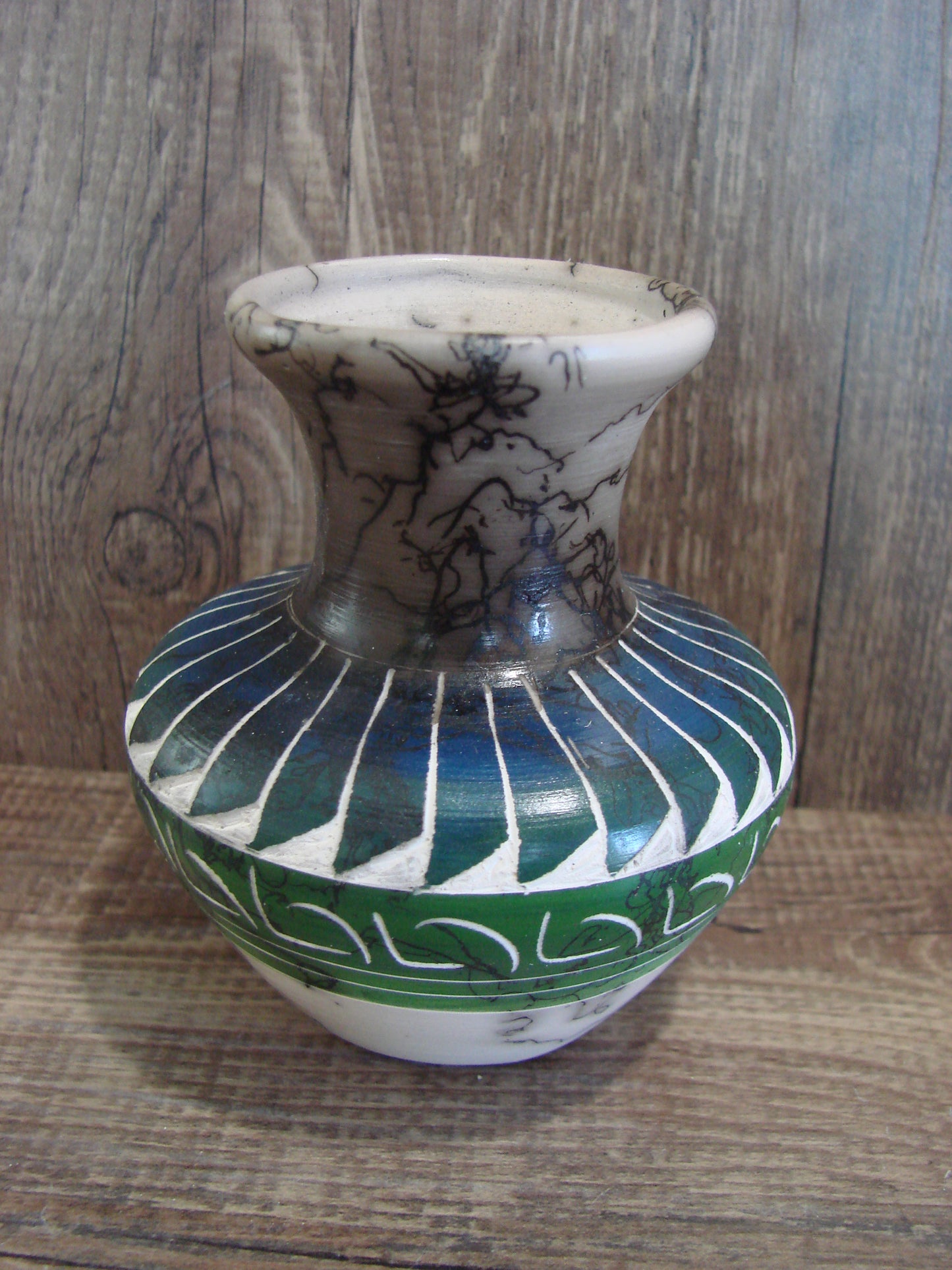 Small Native American Hand Etched Horse Hair Pottery - Benally