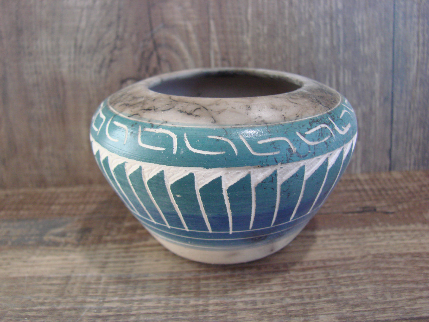 Small Native American Hand Etched Horse Hair Pottery - Benally