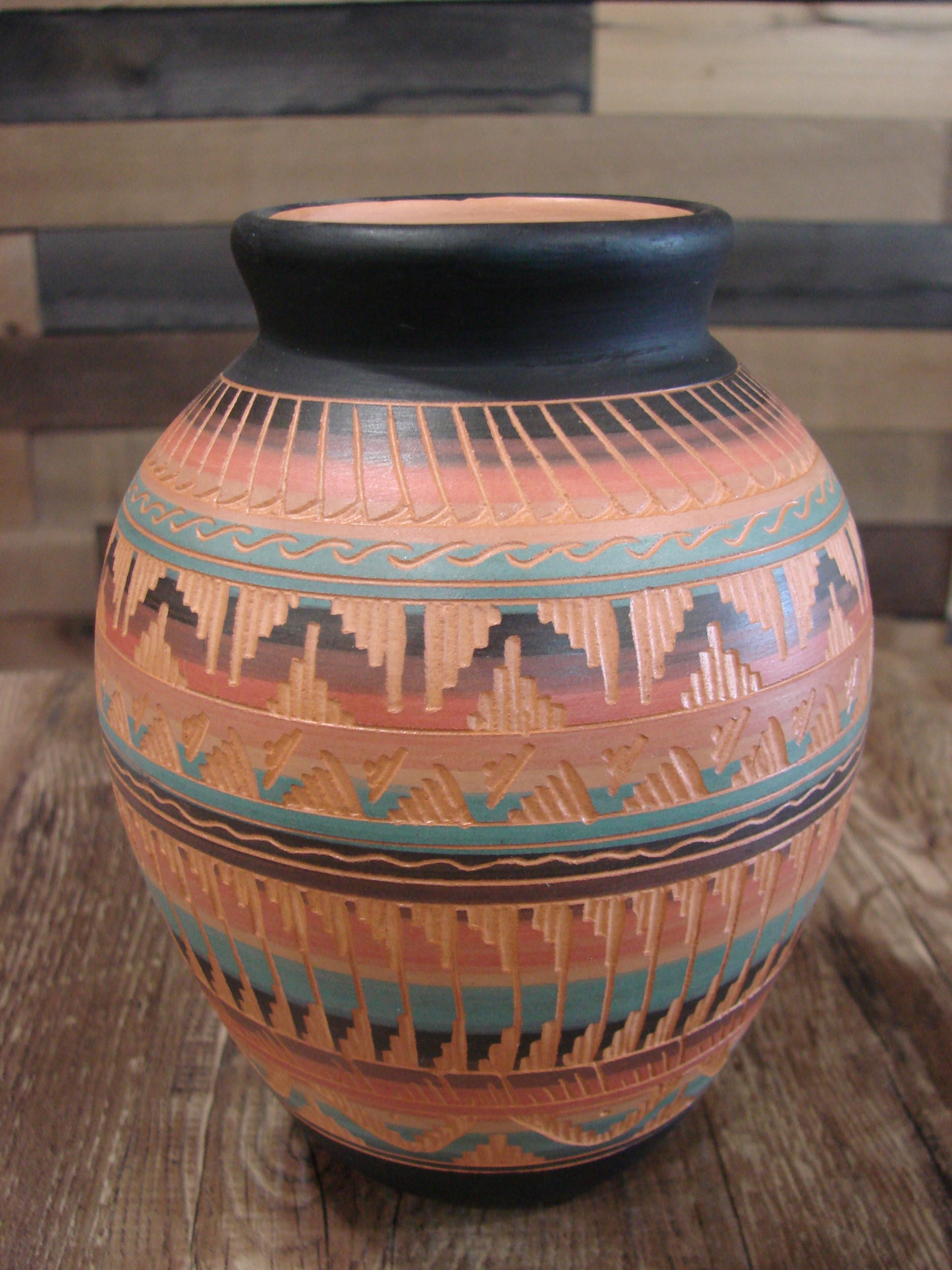 Native American Hand Etched & Hand Painted Pottery - Gilmore
