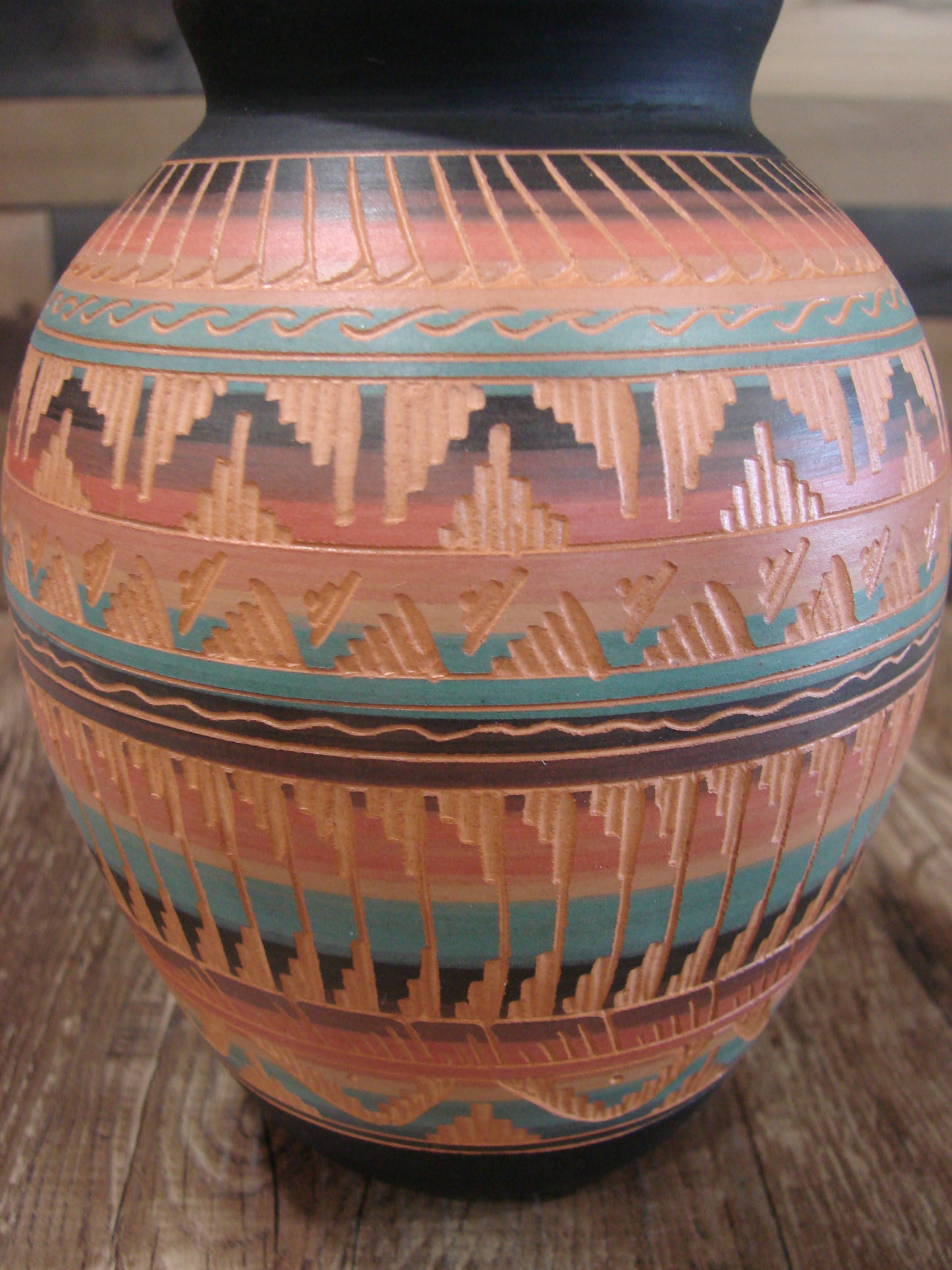 Native American Hand Etched & Hand Painted Pottery - Gilmore