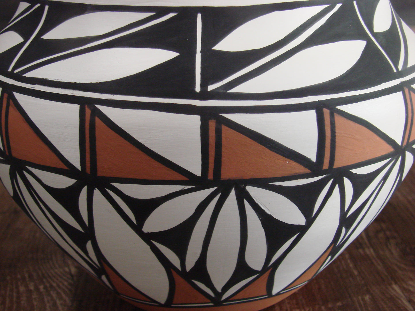 Native American Fine Line Laguna Hand Painted Pottery by Davis