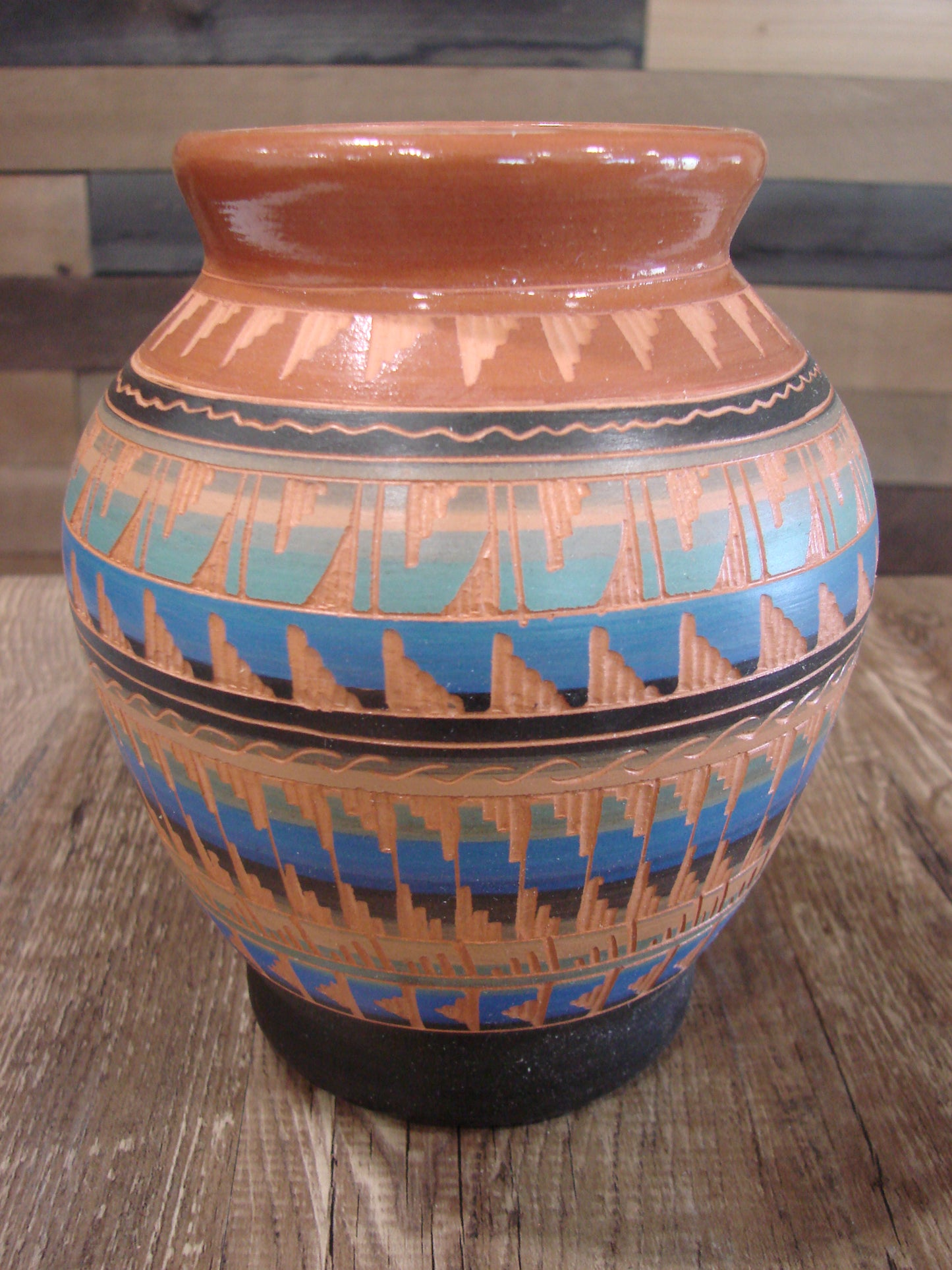 Native American Hand Etched & Hand Painted Pottery - Gilmore