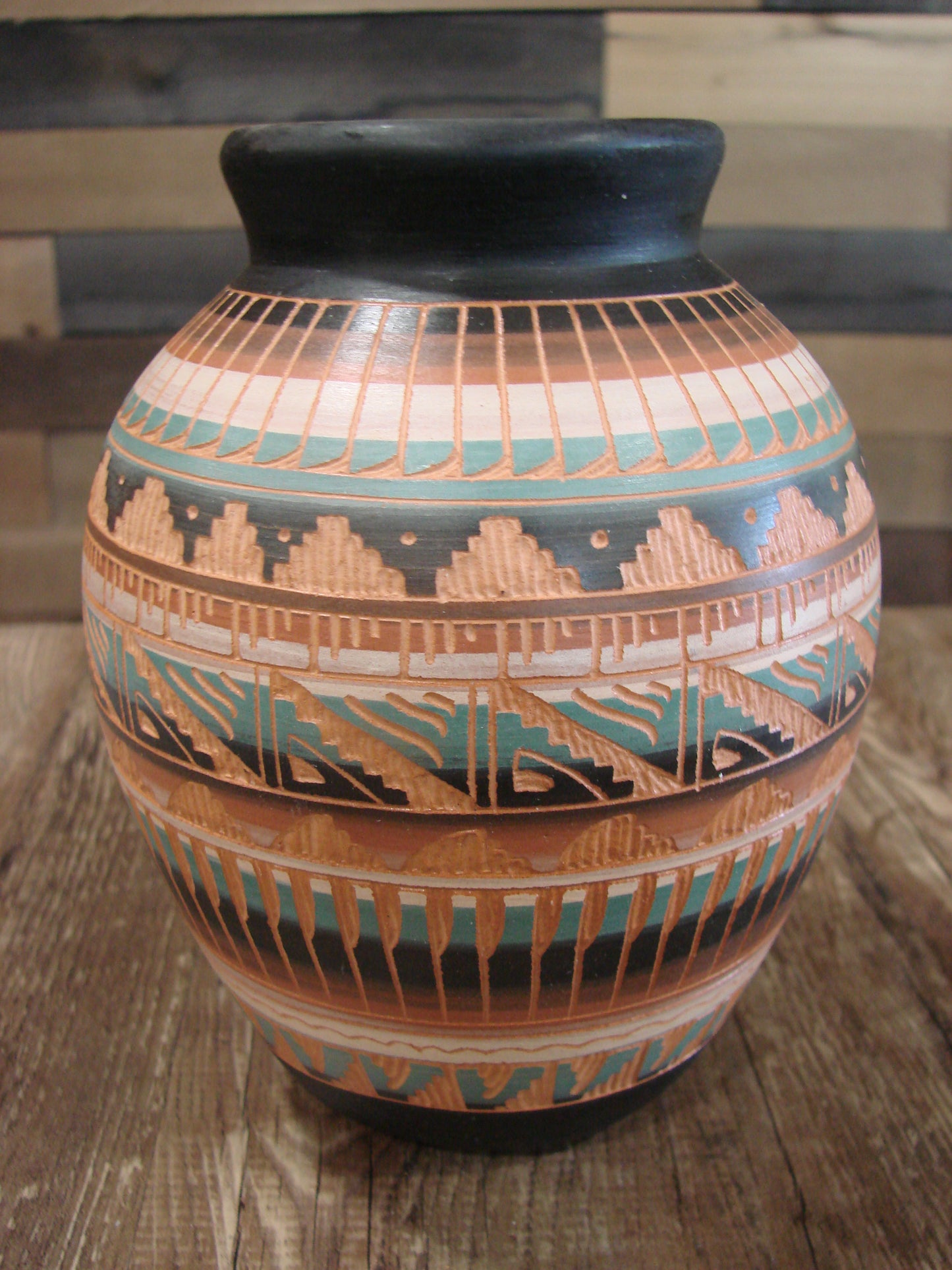 Native American Hand Etched & Hand Painted Pottery - Gilmore