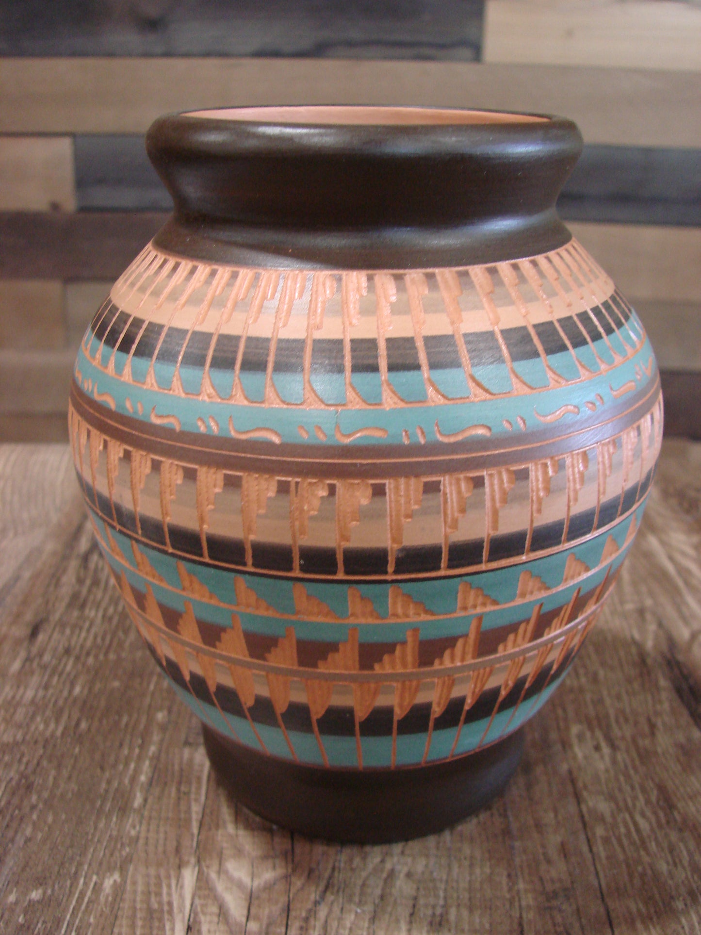 Native American Hand Etched & Hand Painted Pottery - Gilmore