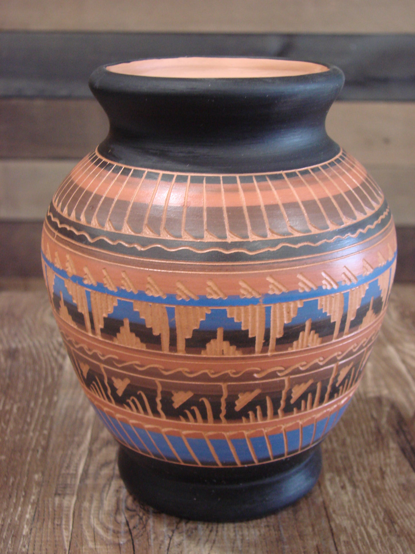 Native American Hand Etched & Hand Painted Pottery - Gilmore