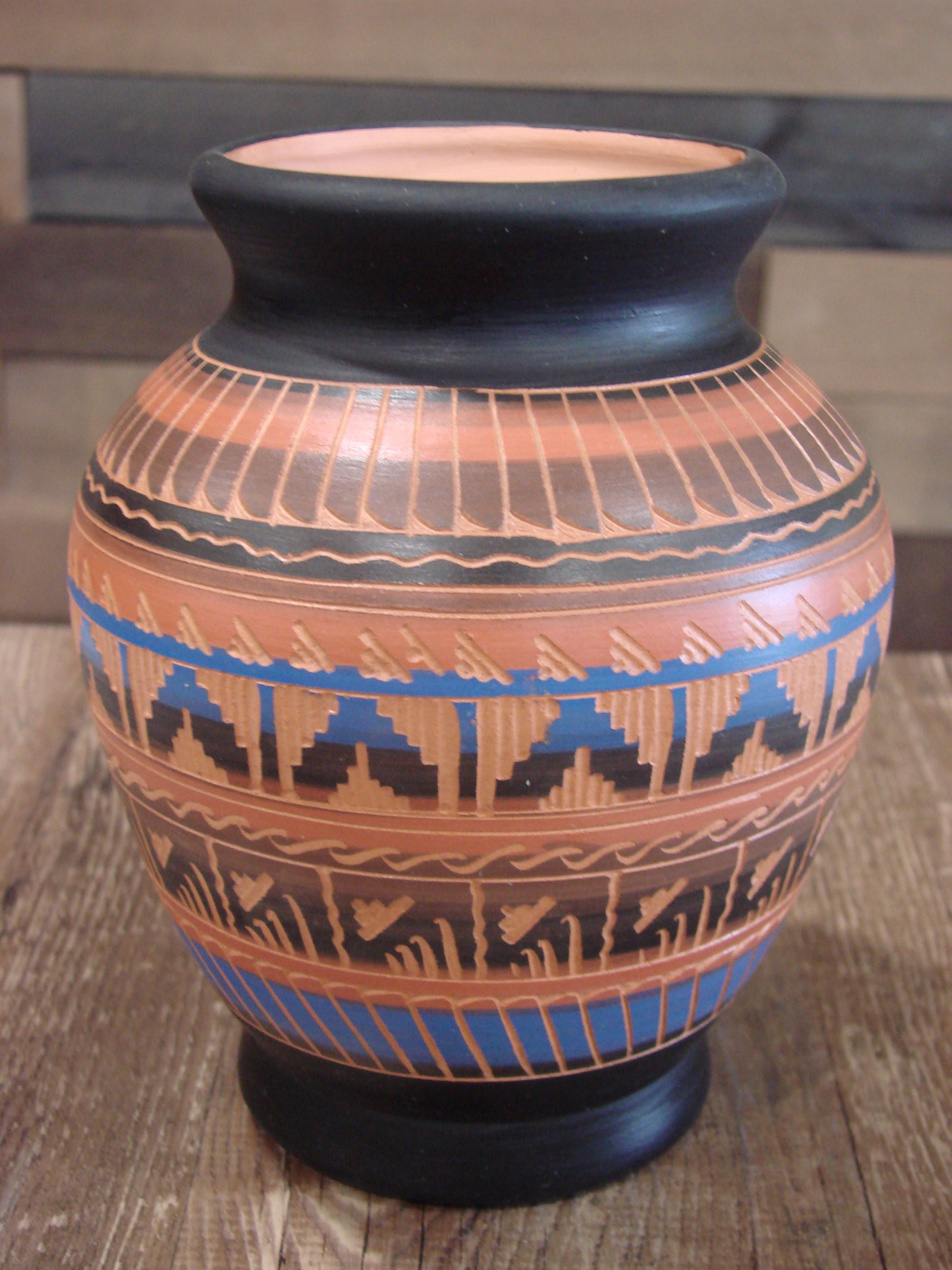 Native American Hand Etched & Hand Painted Pottery - Gilmore