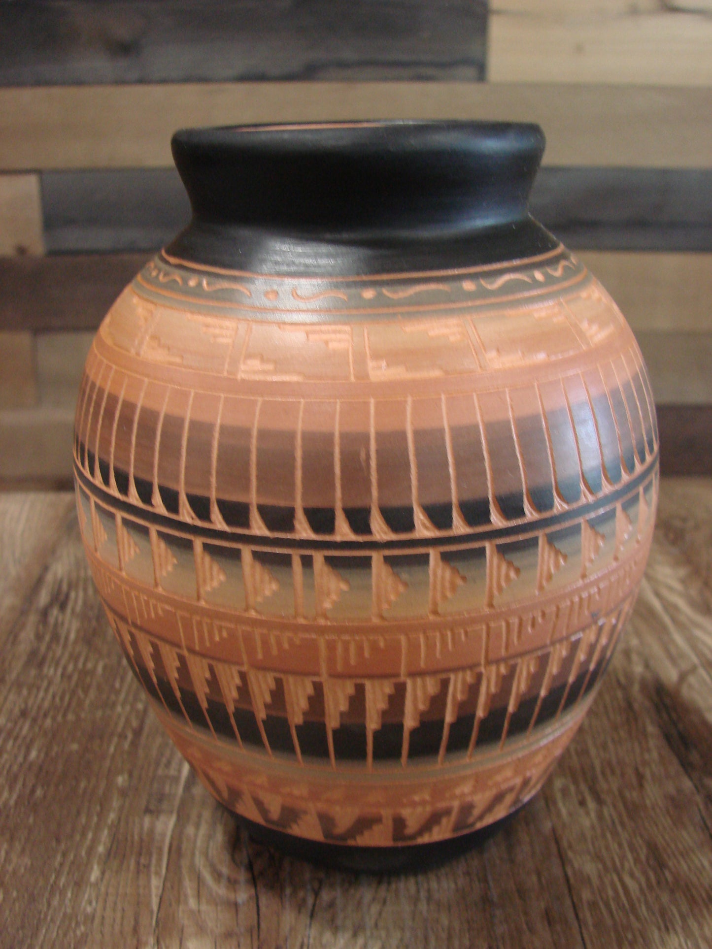 Native American Hand Etched & Hand Painted Pottery - Gilmore