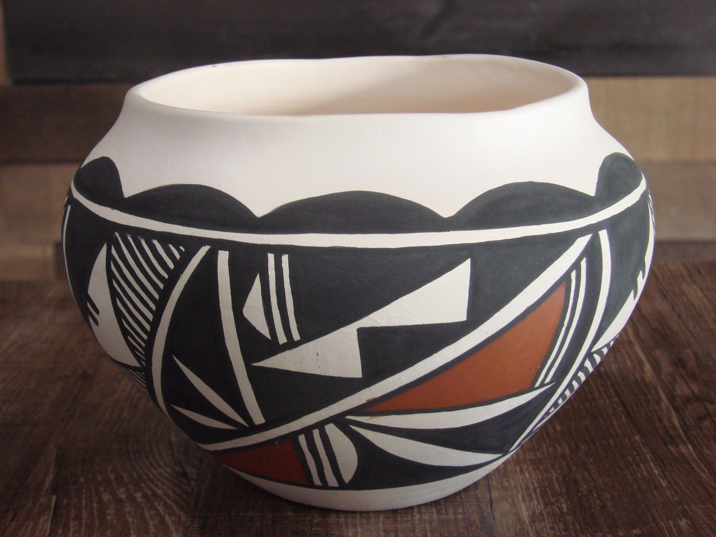 Native American Acoma Pueblo Fine Line Hand Painted Pottery by L. Joe