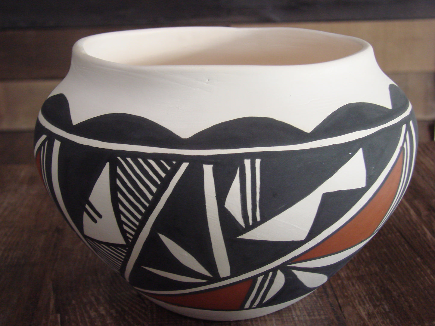 Native American Acoma Pueblo Fine Line Hand Painted Pottery by L. Joe