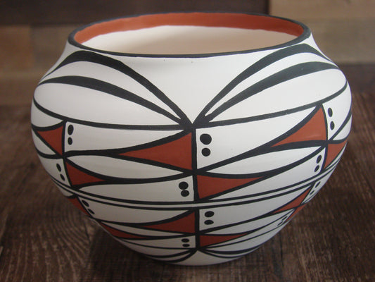 Native American Fine Line Hand Painted Pottery by Yaz