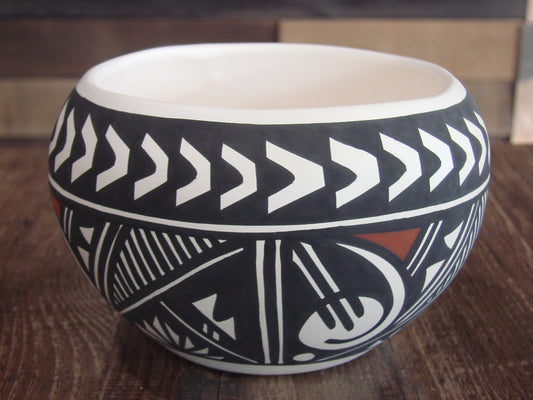 Native American Fine Line Hand Painted Pottery by L. Vallo