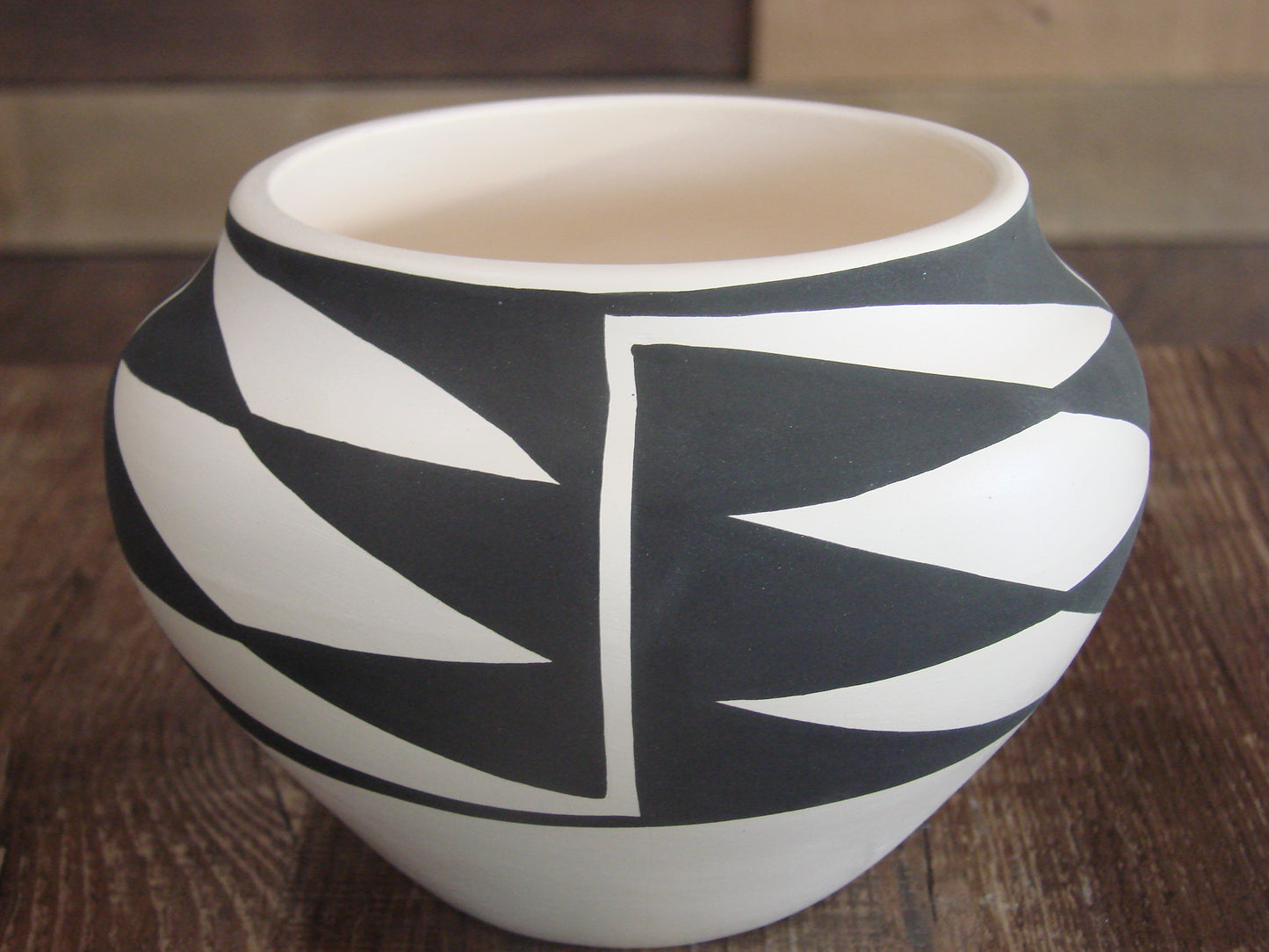 Native American Fine Line Hand Painted Pottery by L. Joe