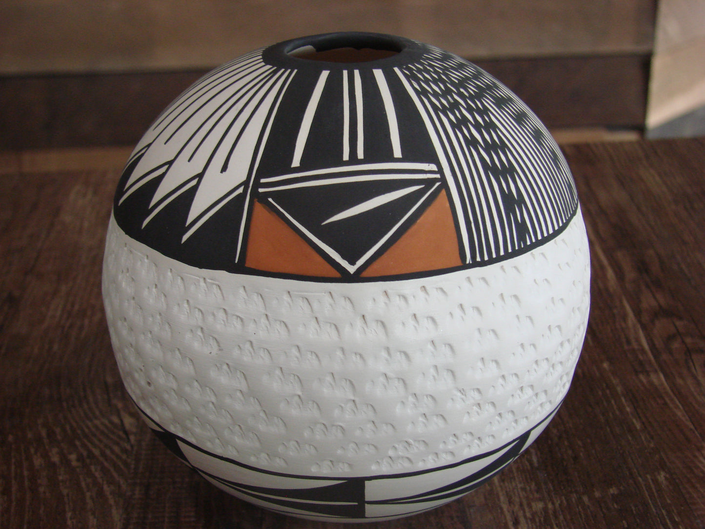 Native American Acoma Fine Line Hand Painted Pottery by B. Garcia