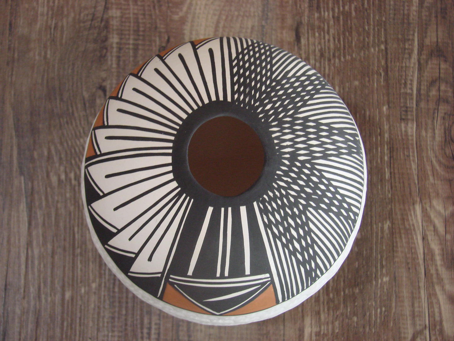 Native American Acoma Fine Line Hand Painted Pottery by B. Garcia