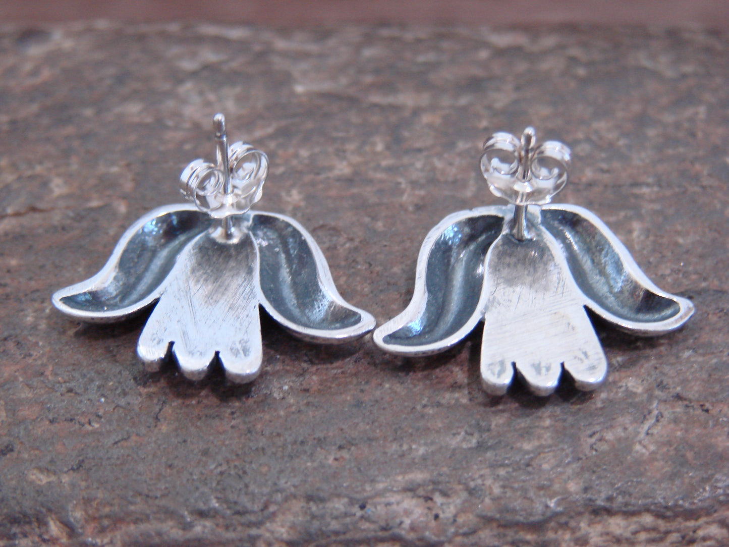 Native American Sterling Silver Ribbed Post Earrings by Largo