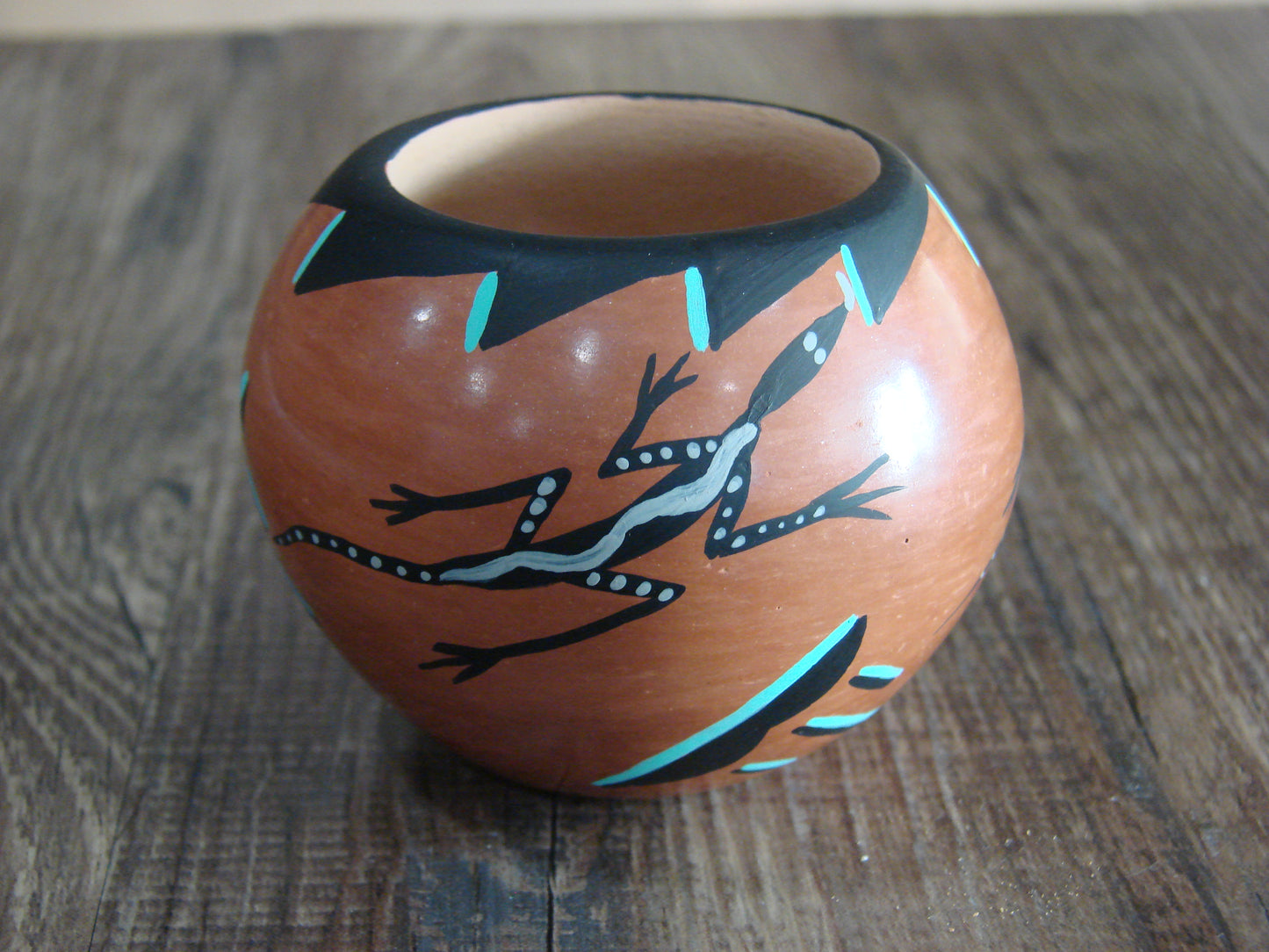 Small Native American Jemez Clay Hand Coiled Pottery Signed Yepa