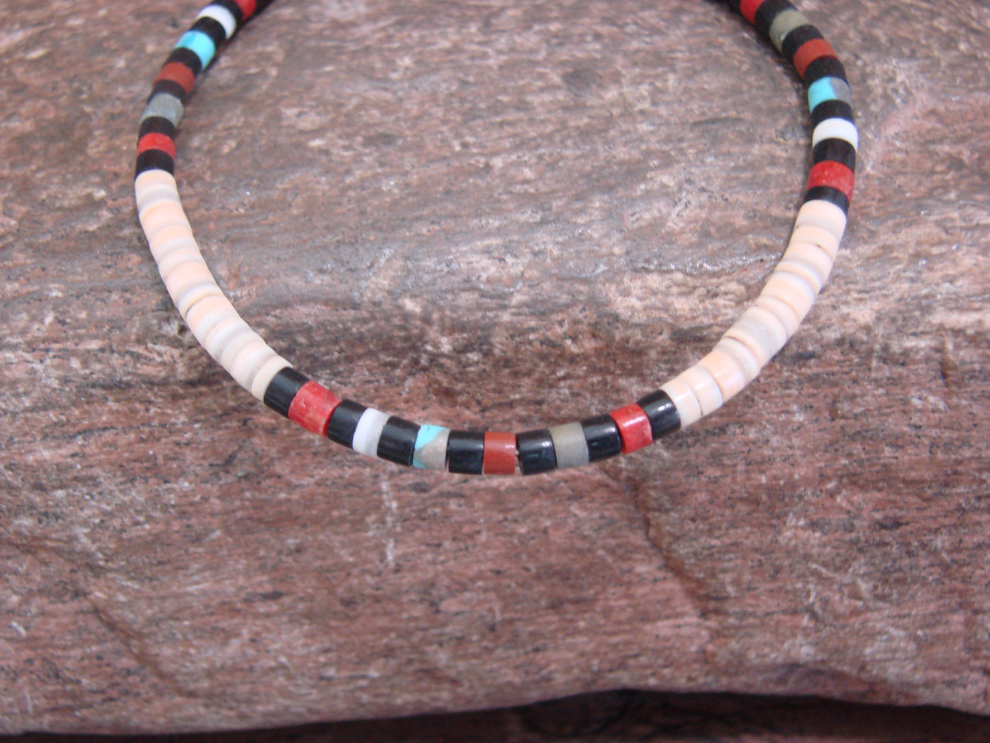 Native American Shell Heishi Bracelet by Calabaza