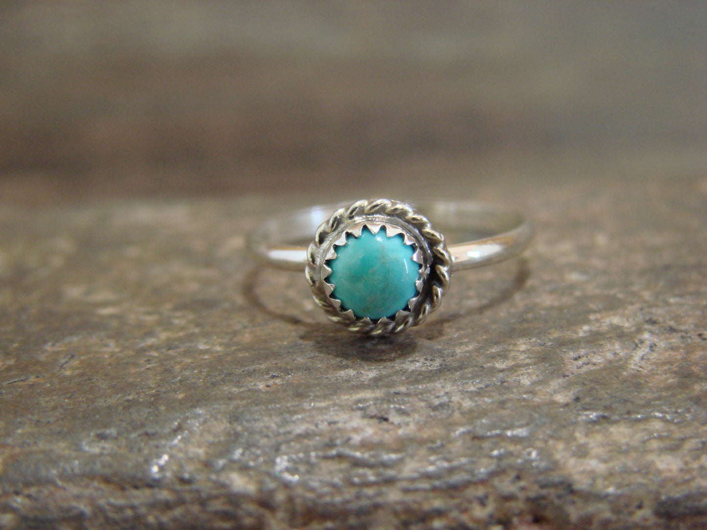 Native American Sterling Silver Round Turquoise Ring by Qualo - Size 5.5