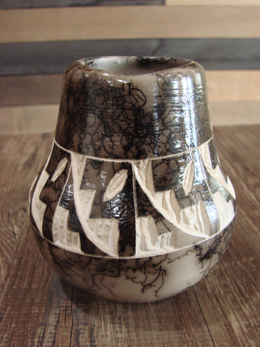 Small Native American Navajo Indian Horse Hair Pottery by Vail
