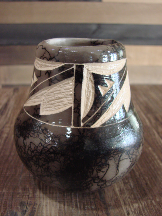Small Native American Navajo Indian Horse Hair Pottery by Vail