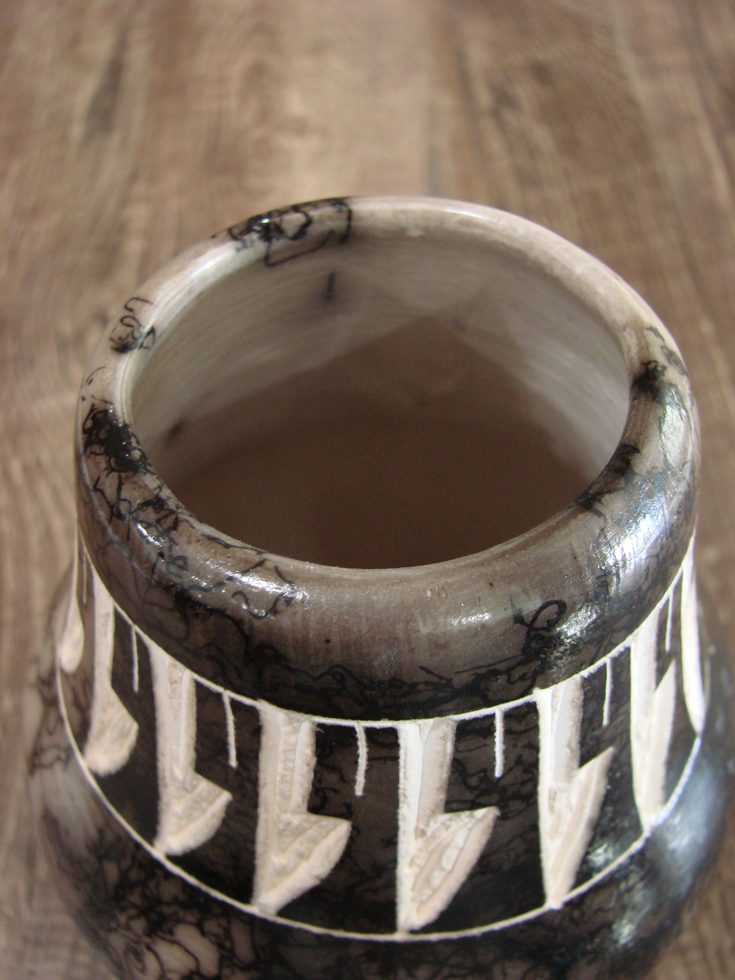 Small Native American Navajo Indian Horse Hair Pottery by Vail