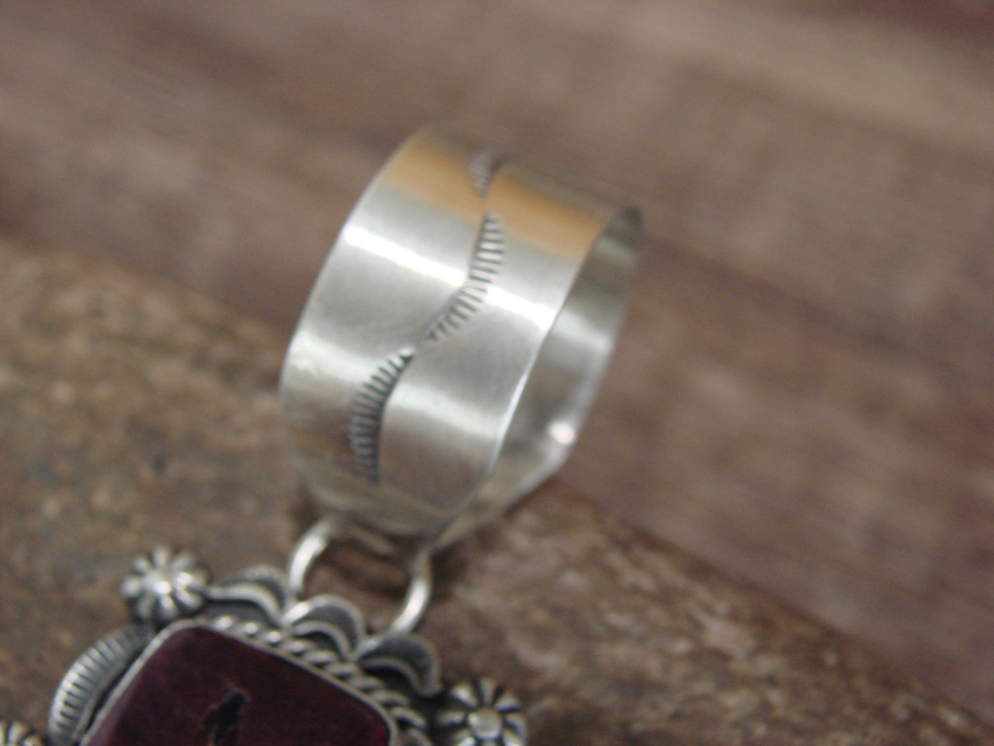 Native American Sterling Silver & Purple Spiny Oyster Pendant Signed Dawes