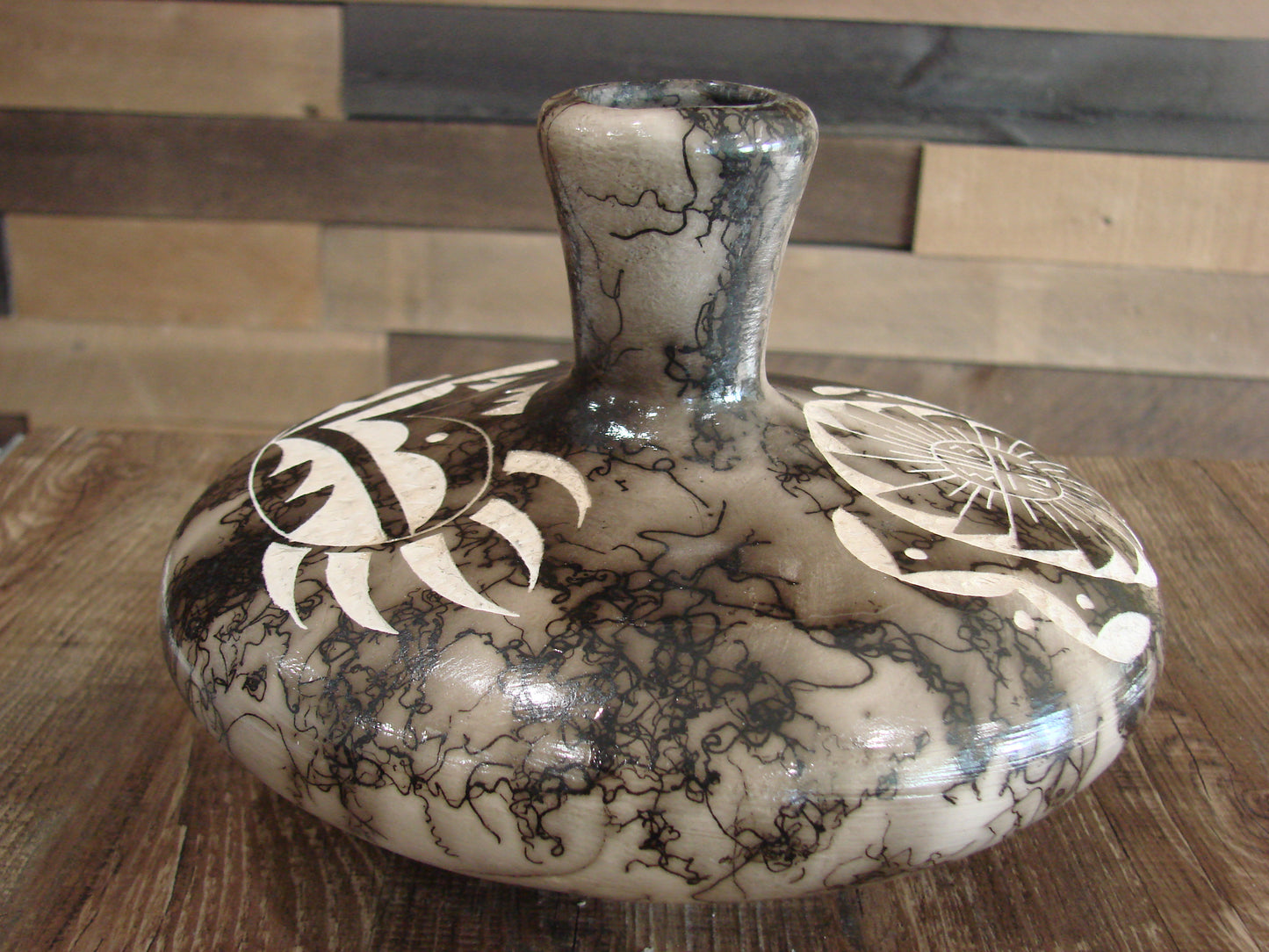 Native American Navajo Indian Horse Hair Pottery by Vail Jr.