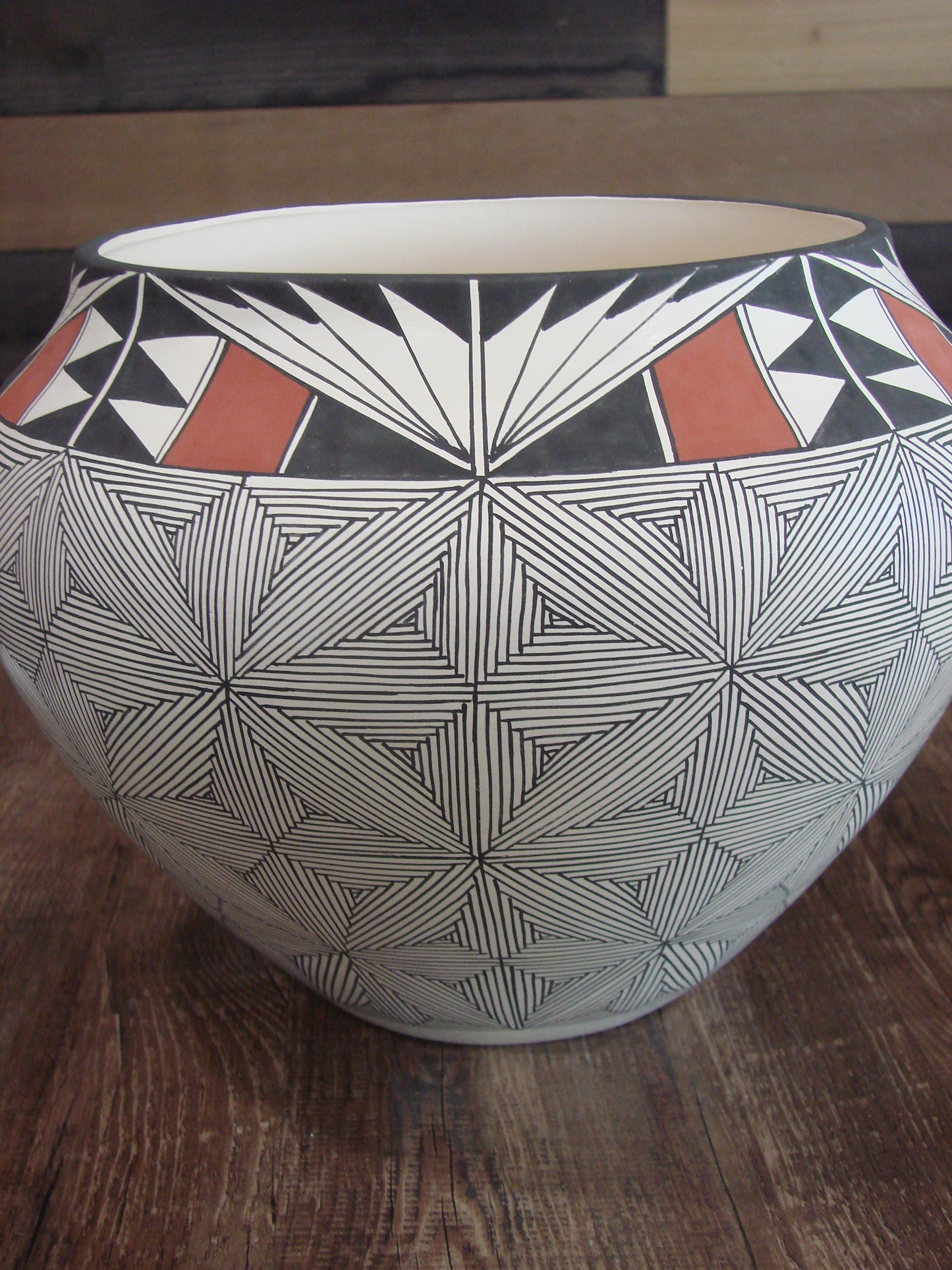 Native American Acoma Fine Line Hand Painted Pottery by D. Malie