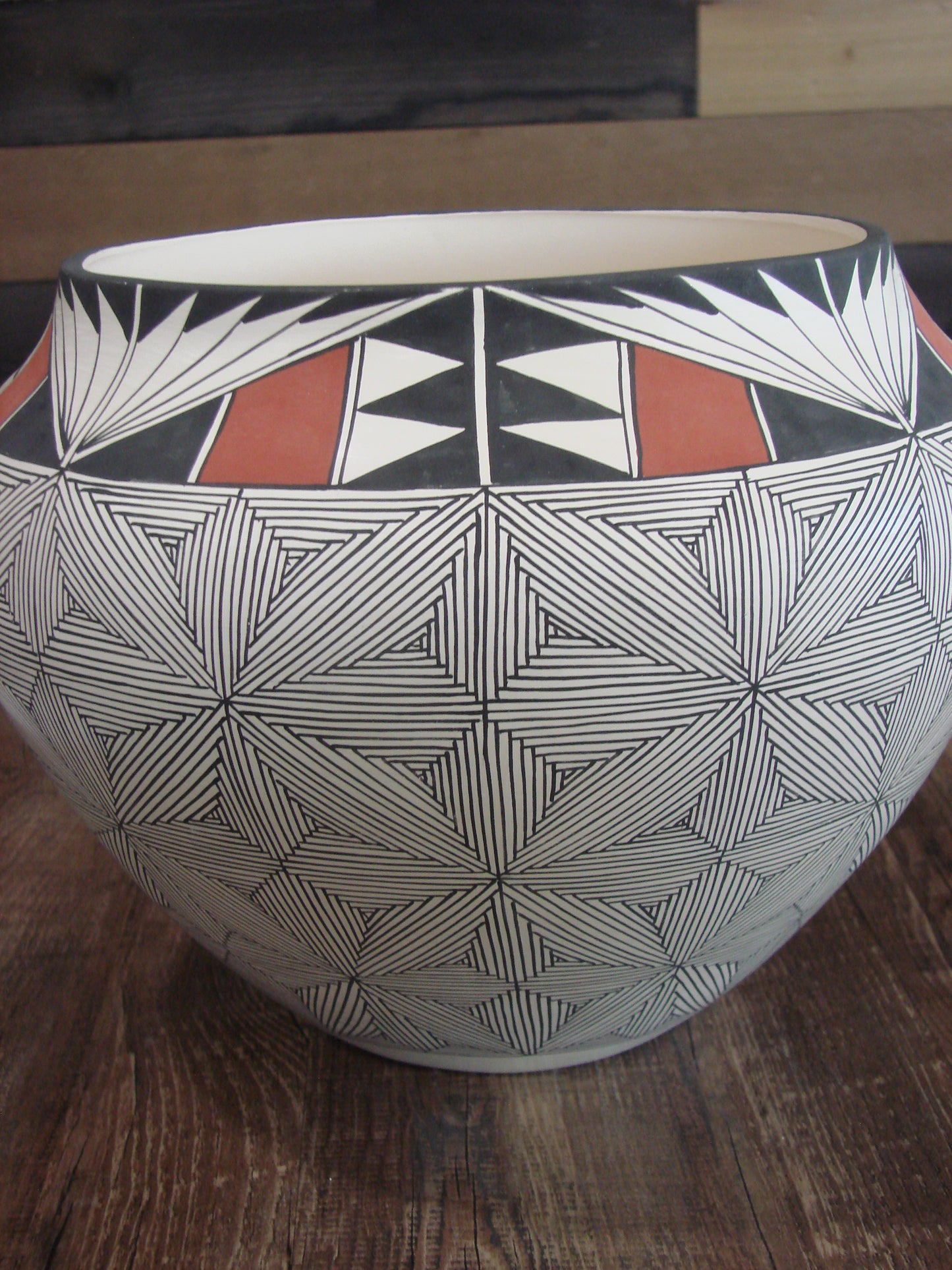 Native American Acoma Fine Line Hand Painted Pottery by D. Malie