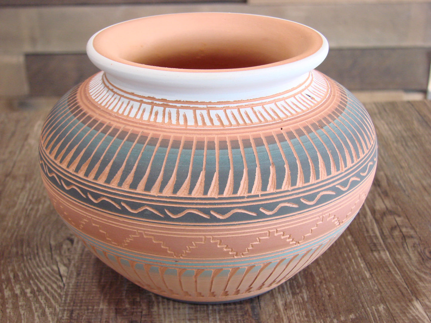 Native American Navajo Indian Hand Etched & Hand Painted Pottery - M. Charlie