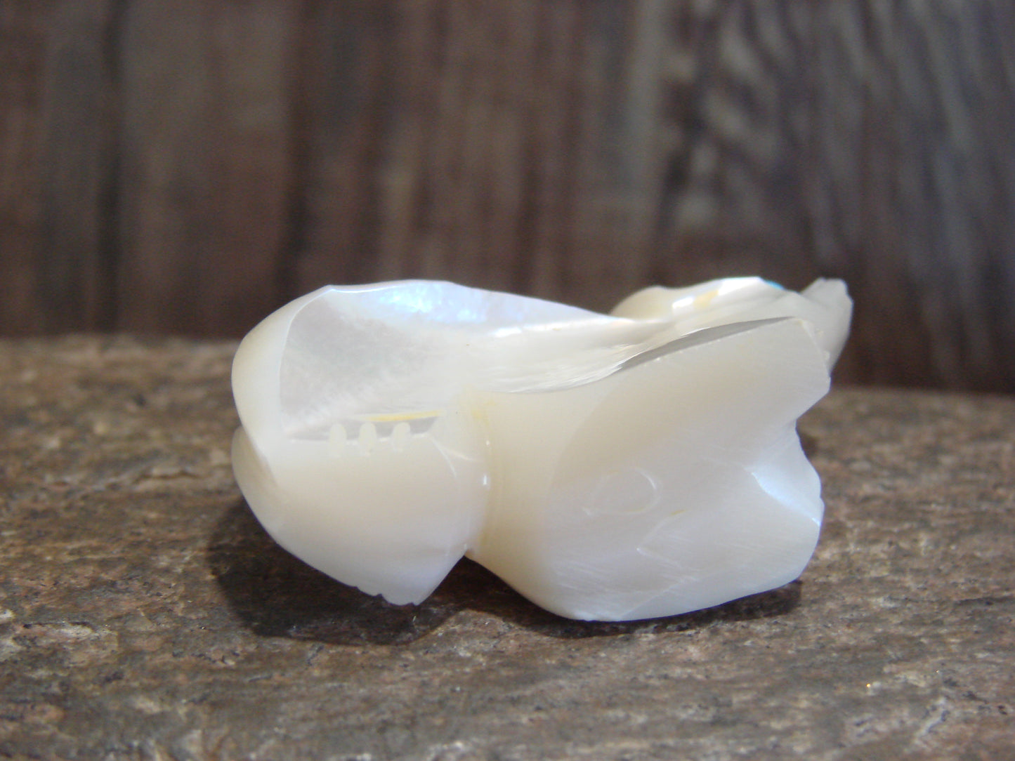 Native American Zuni Indian Hand Carved Mother of Pearl Bear Fetish- Latte