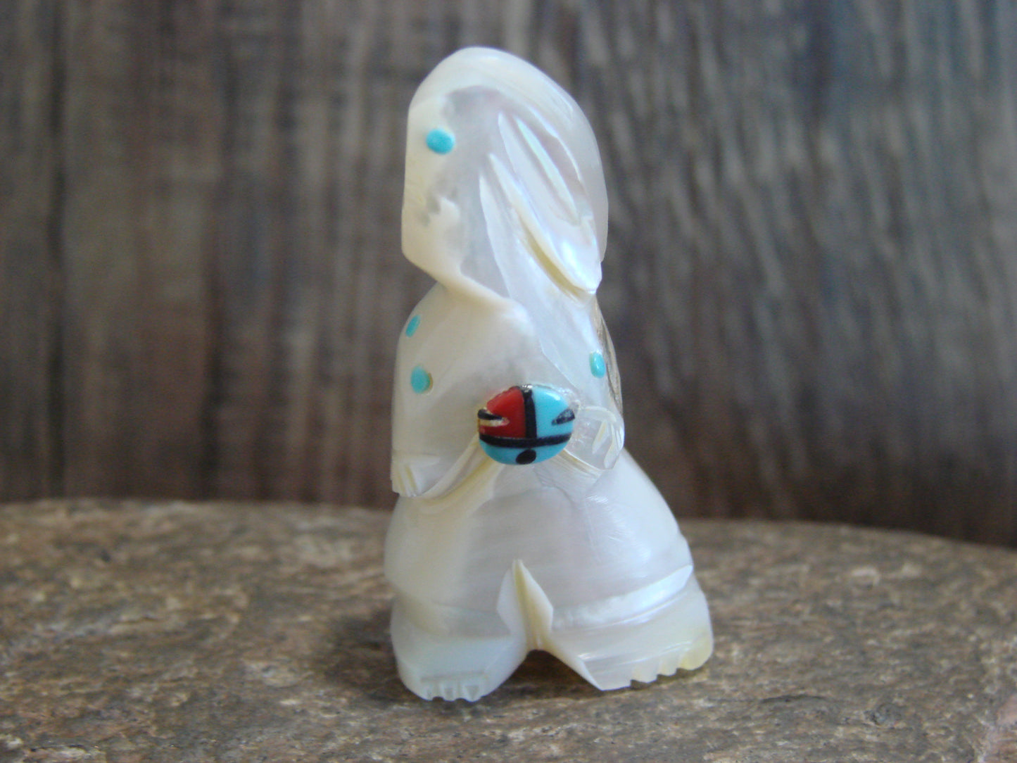 Native American Zuni Indian Hand Carved Mother of Pearl Rabbit Fetish- Latte