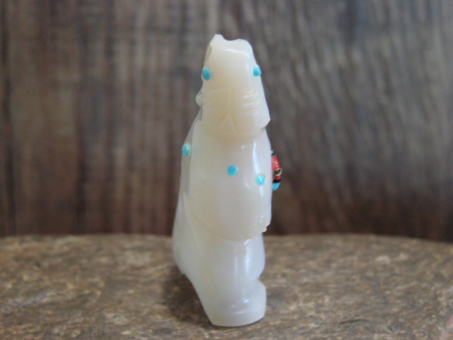 Native American Zuni Indian Hand Carved Mother of Pearl Rabbit Fetish- Latte
