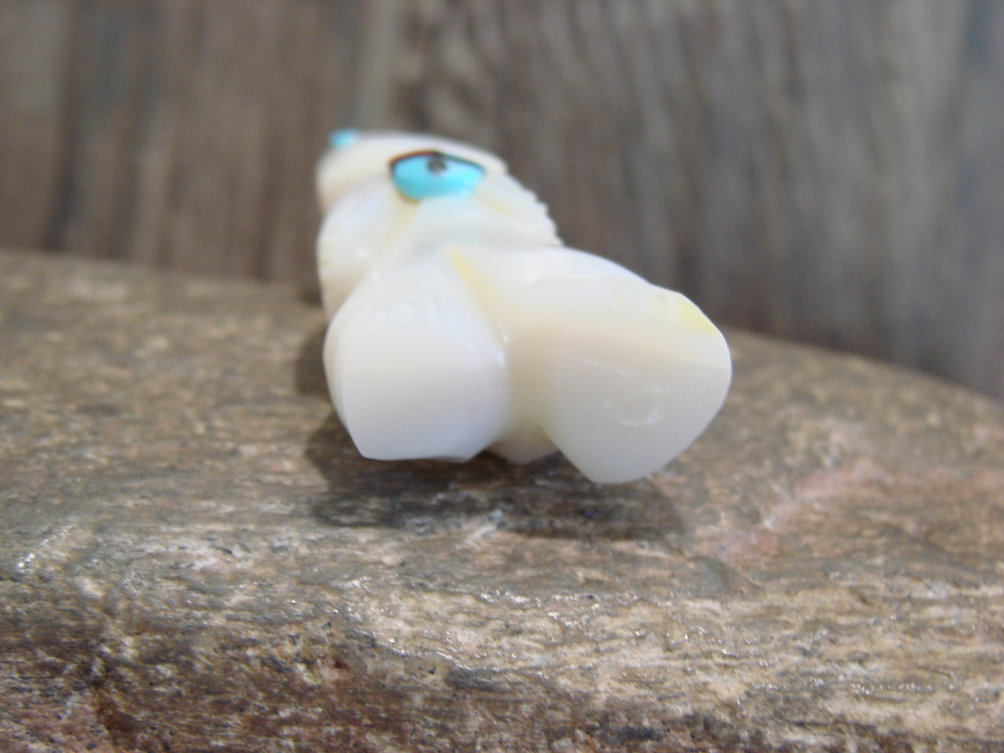 Native American Zuni Indian Hand Carved Mother of Pearl Rabbit Fetish- Latte