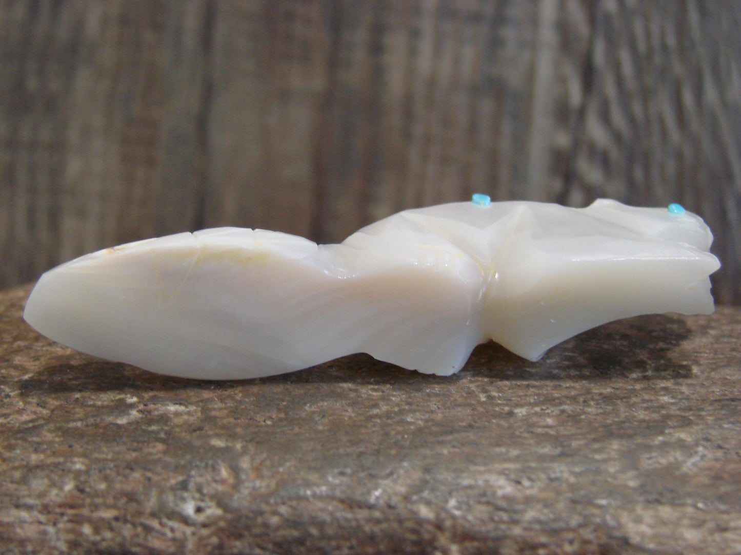 Native American Zuni Indian Hand Carved Mother of Pearl Beaver Fetish- Latte