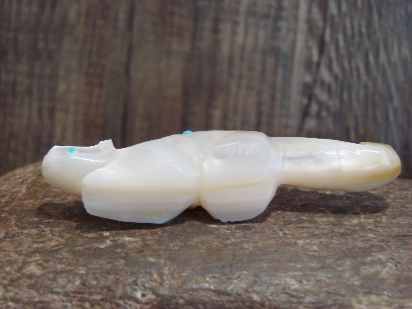 Native American Zuni Indian Hand Carved Mother of Pearl Otter Fetish- Latte