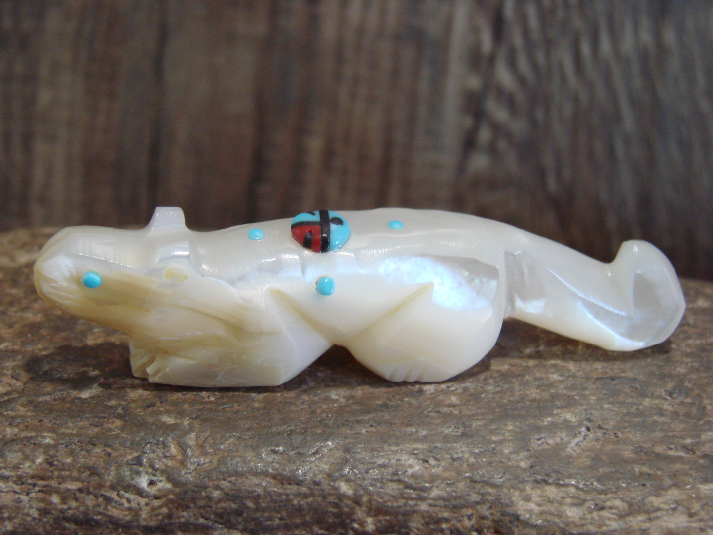 Native American Zuni Indian Hand Carved Mother of Pearl Otter Fetish- Latte