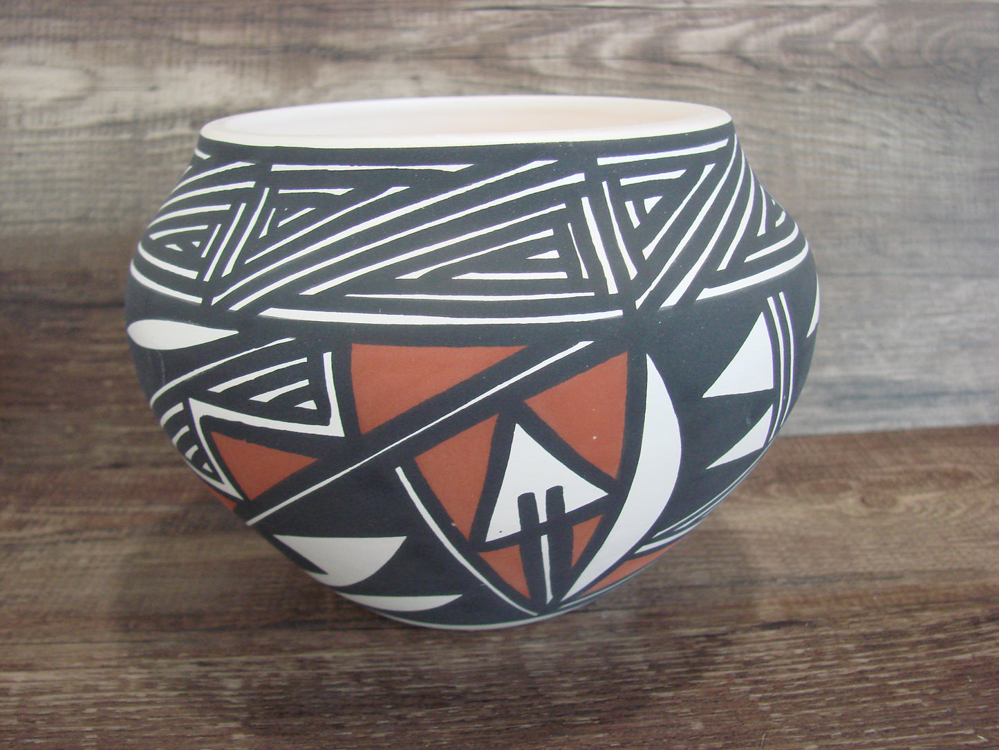 Acoma Pueblo Fine Line Hand Painted Pottery by Debra Waanda