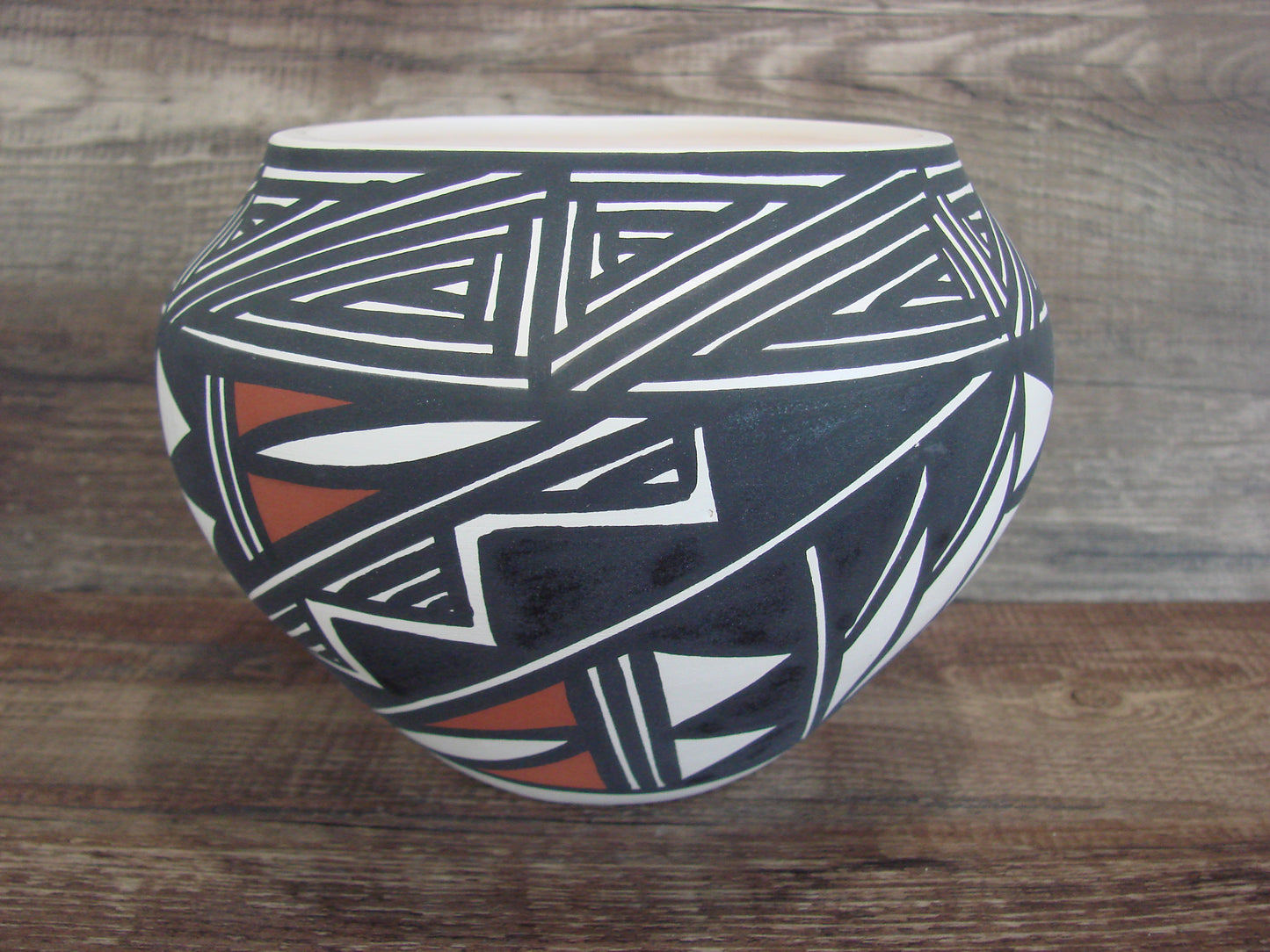 Acoma Pueblo Fine Line Hand Painted Pottery by Debra Waanda