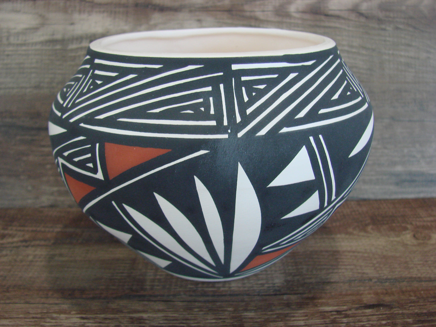 Acoma Pueblo Fine Line Hand Painted Pottery by Debra Waanda