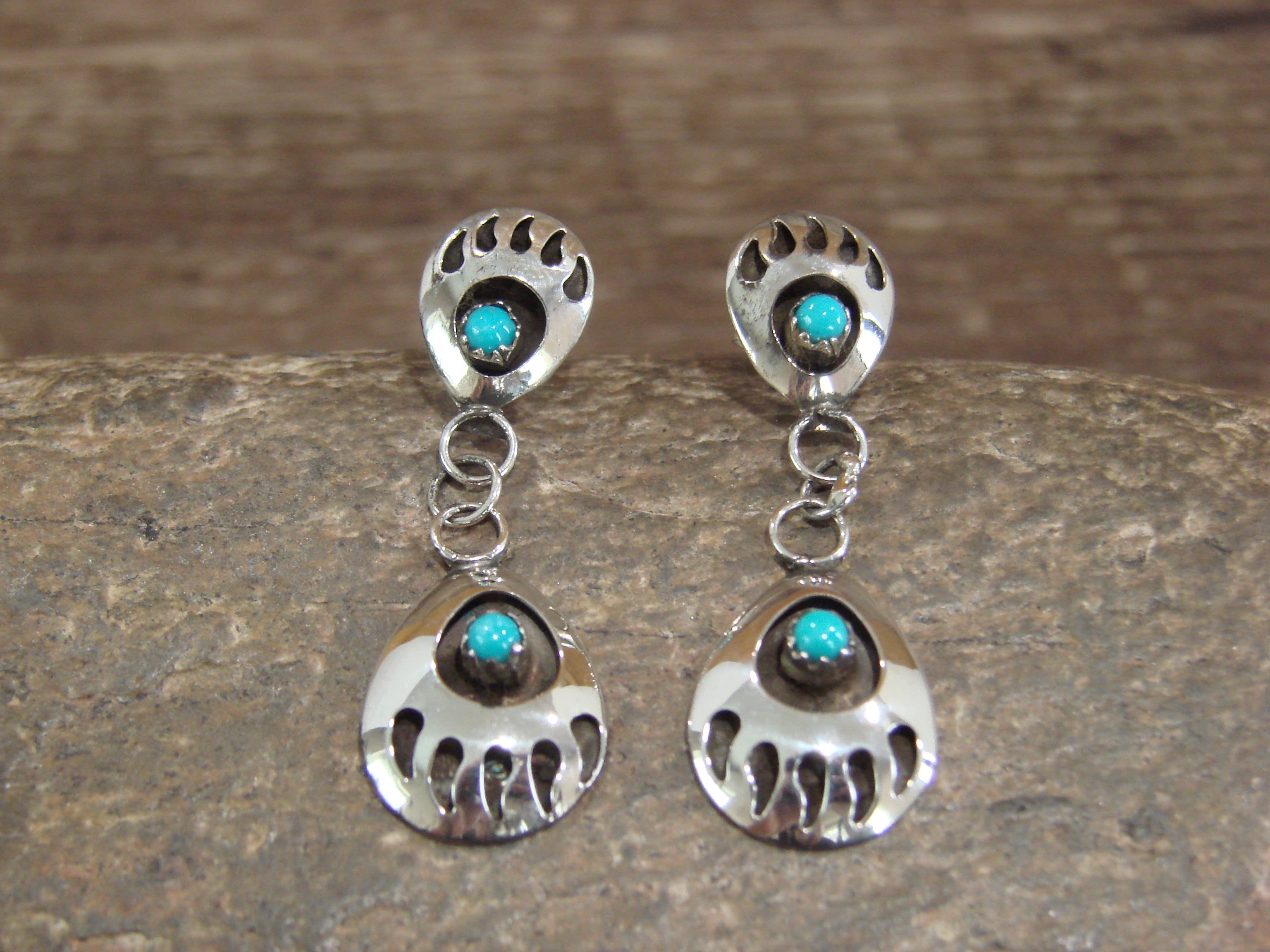 Vintage Sterling Silver Turquoise Bear Paw Bolo Tie