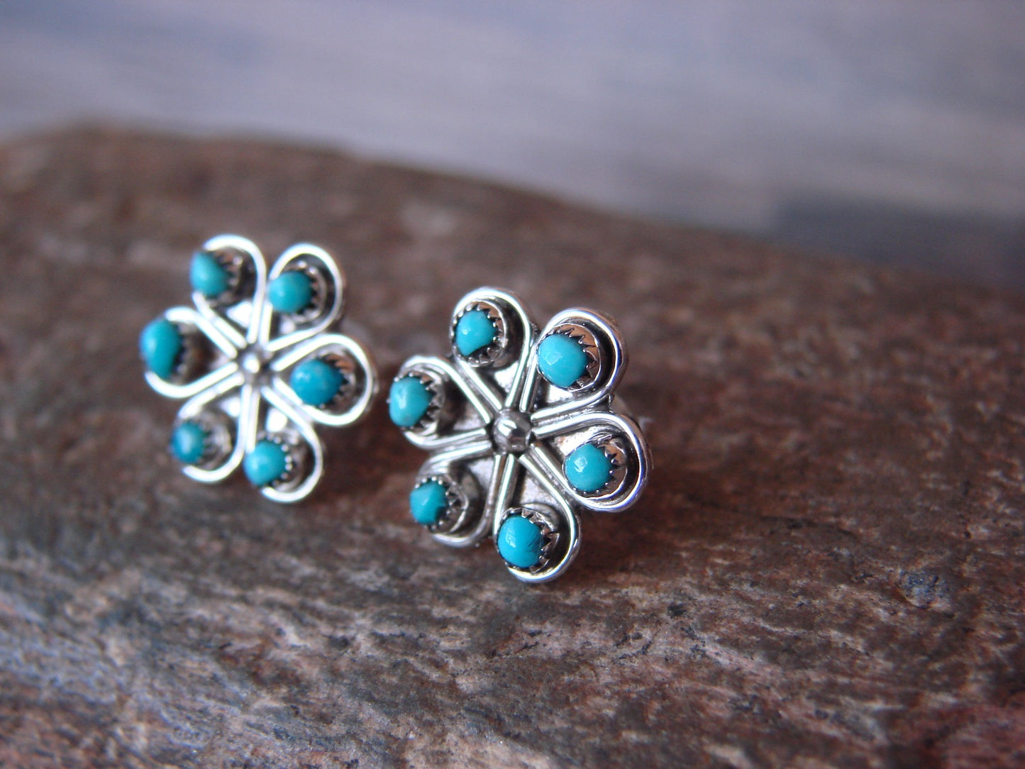 Native American Sterling Silver Turquoise Cluster Post Earrings - Lastiyano
