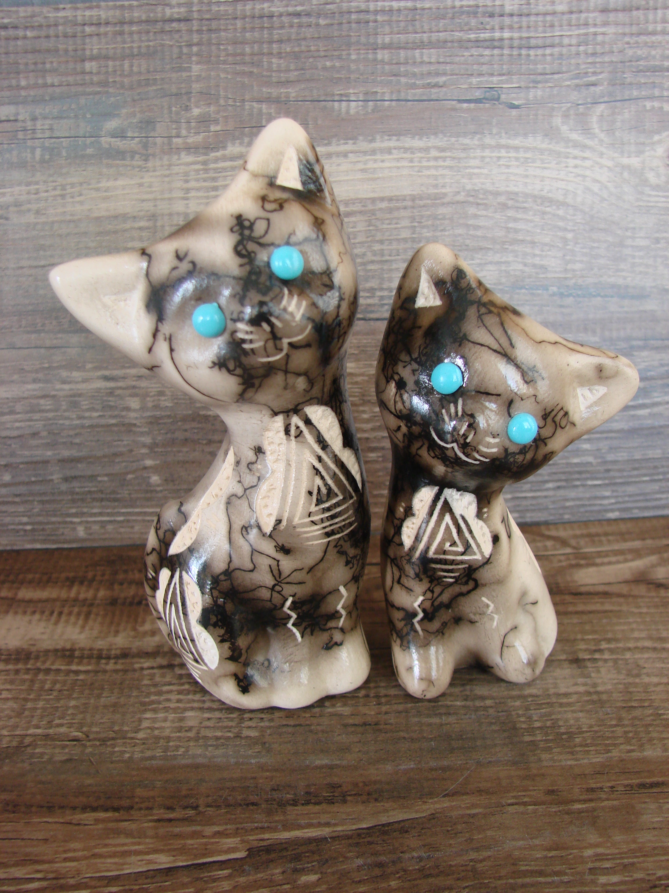 Native American Horse Hair Cat Pottery Set by Vail– NTNM