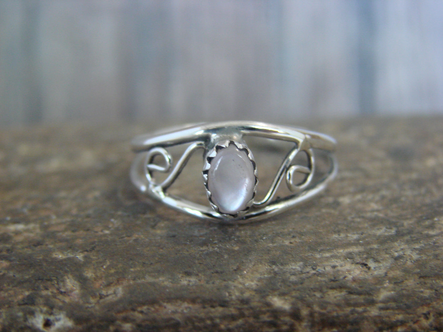 Native American Sterling Silver & Shell Ring by Lincoln - Size 7