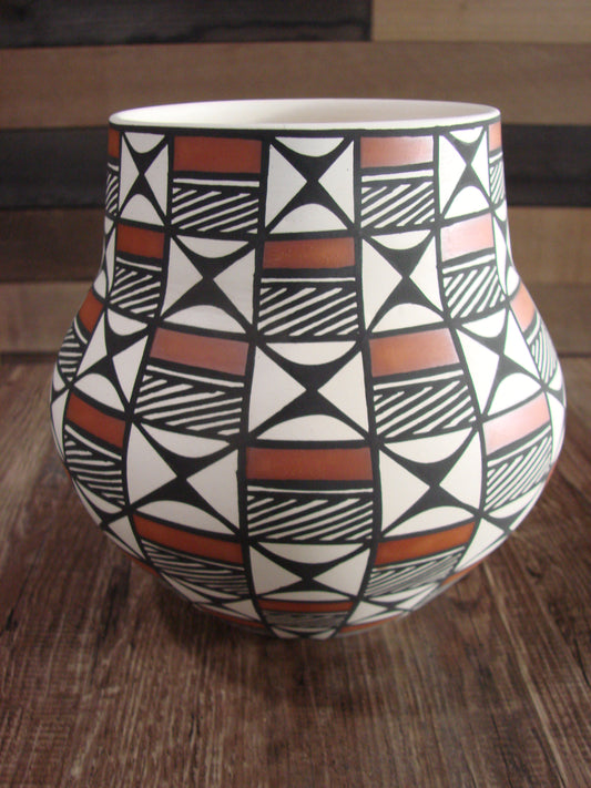Native American Hand Painted Fine Line Acoma Pottery by Waconda