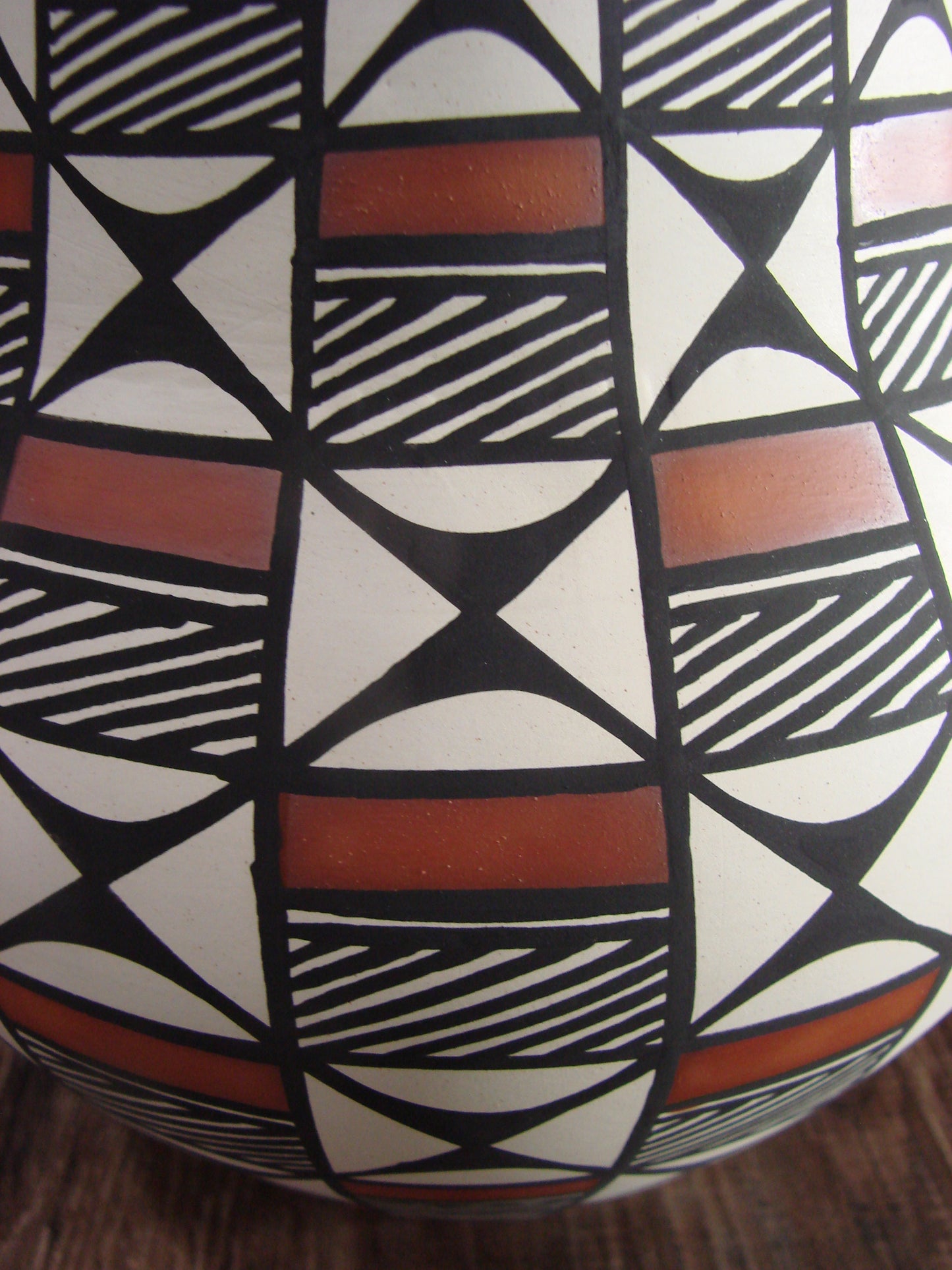 Native American Hand Painted Fine Line Acoma Pottery by Waconda