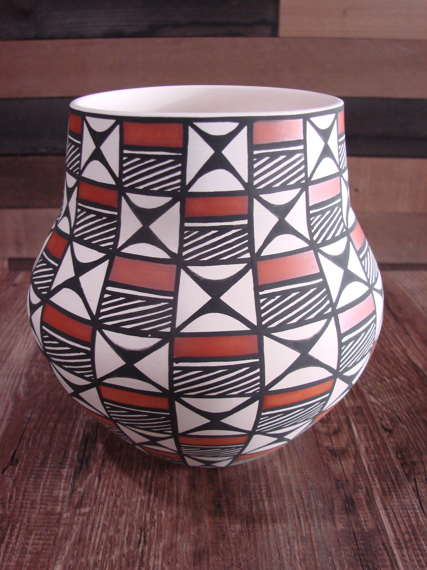 Native American Hand Painted Fine Line Acoma Pottery by Waconda