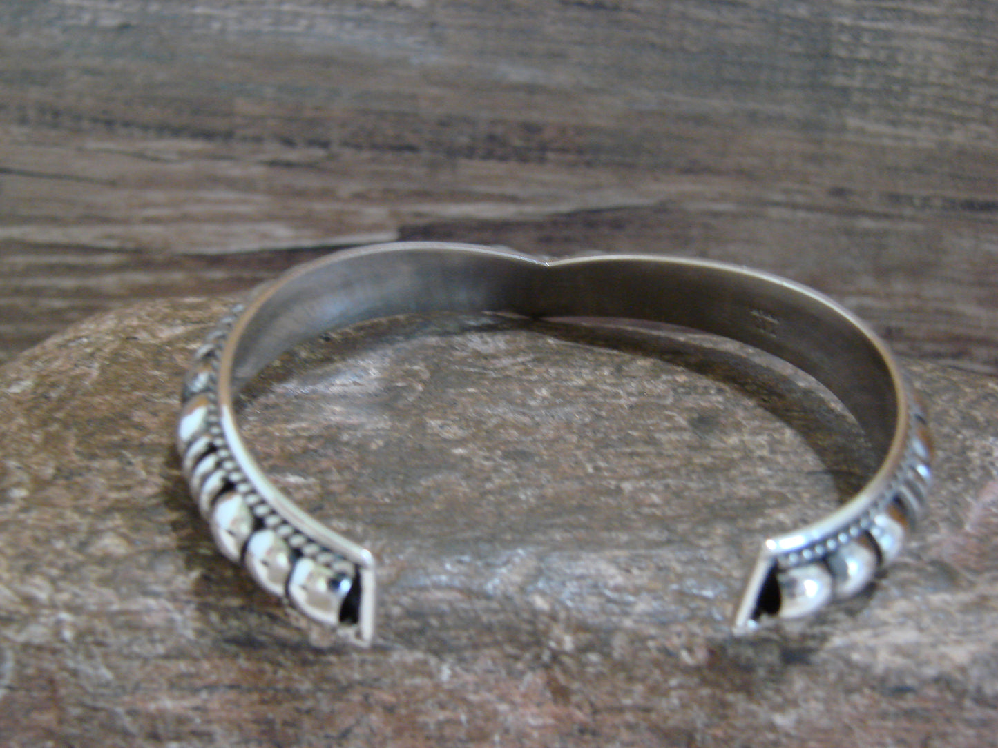 Native American Sterling Silver Ribbed Melon 1/2" V Bracelet by Thomas Charley