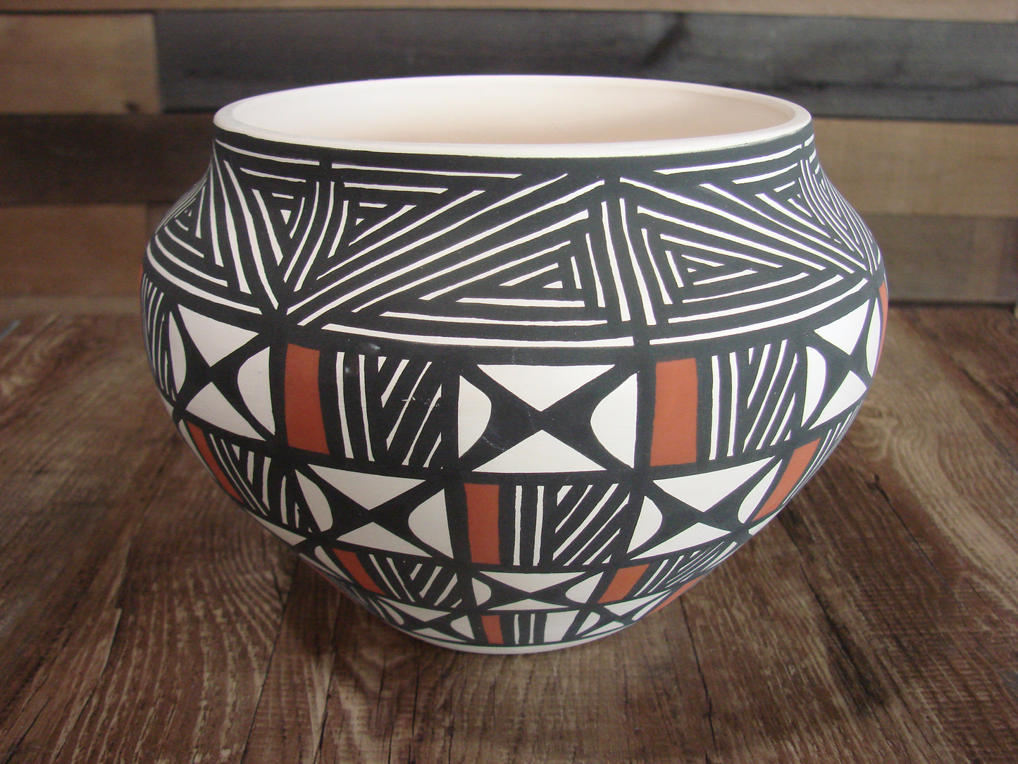 Native American Laguna Fine Line Hand Painted Pottery by DW