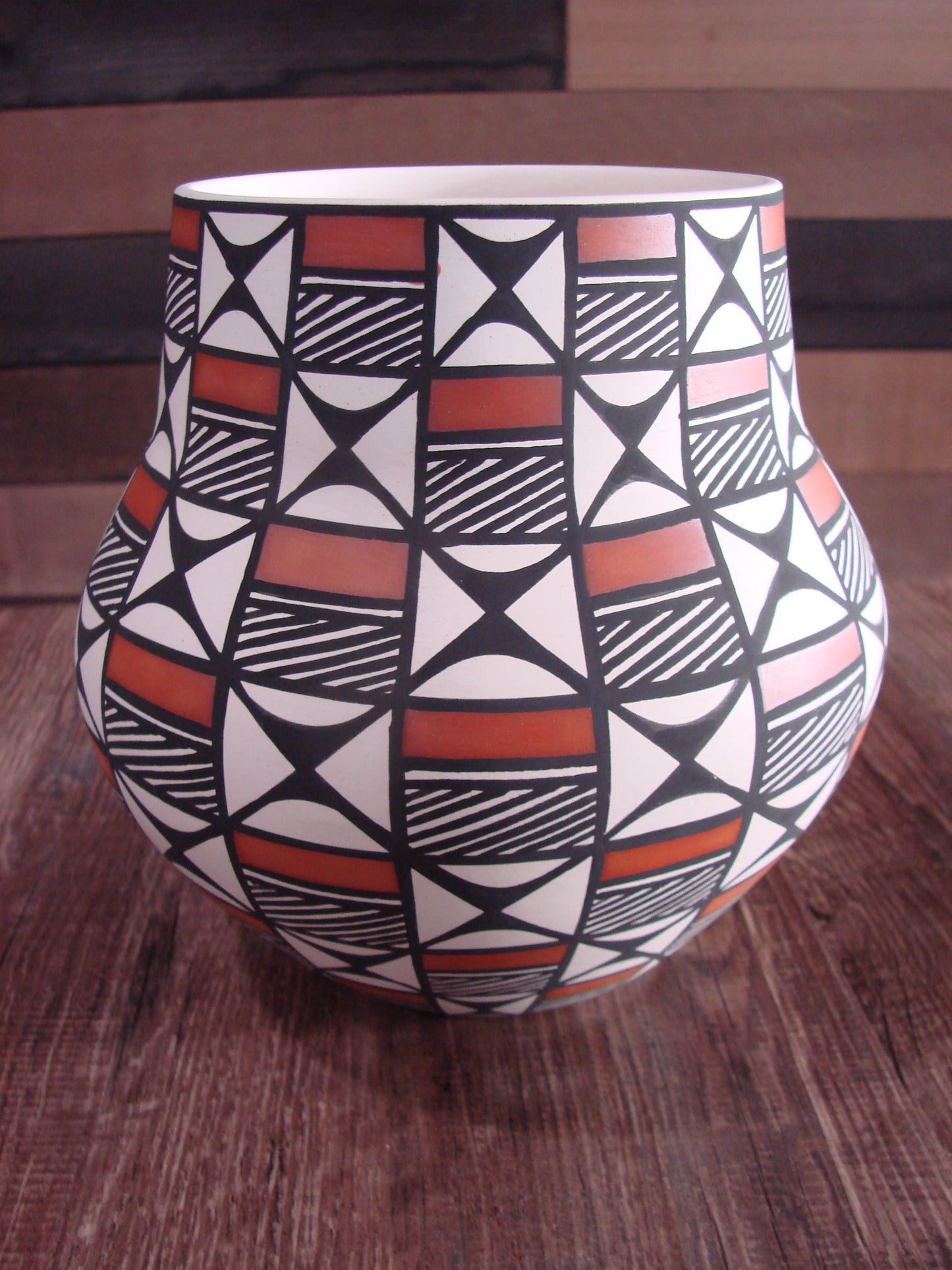 Native American Hand Painted Fine Line Acoma Pottery by Waconda